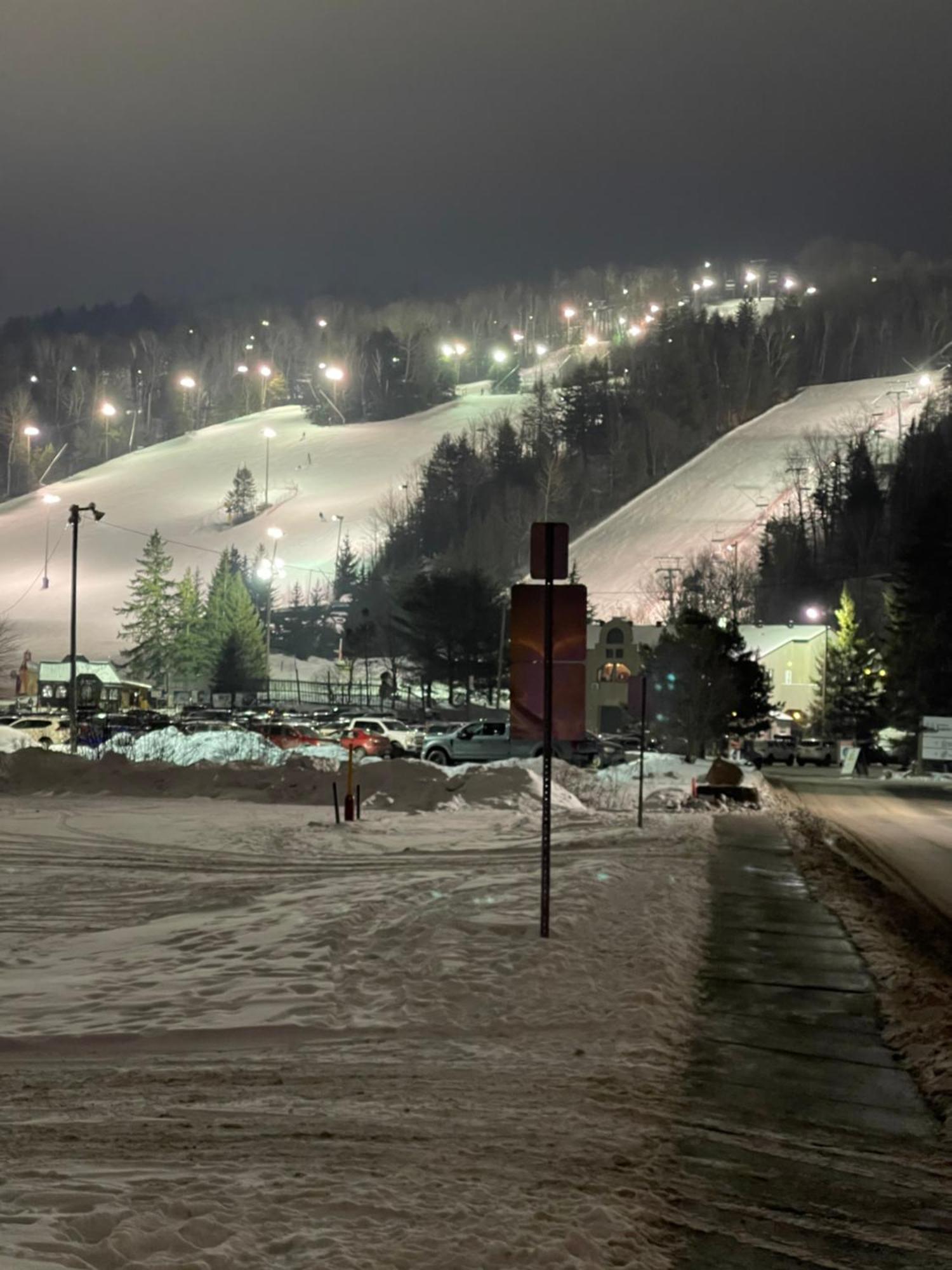 Saint-Sauveur-des-MontsDida公寓 外观 照片